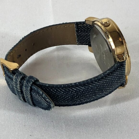 Gruen Quartz Gold Tone Watch With Rhinestones - Picture 5 of 5